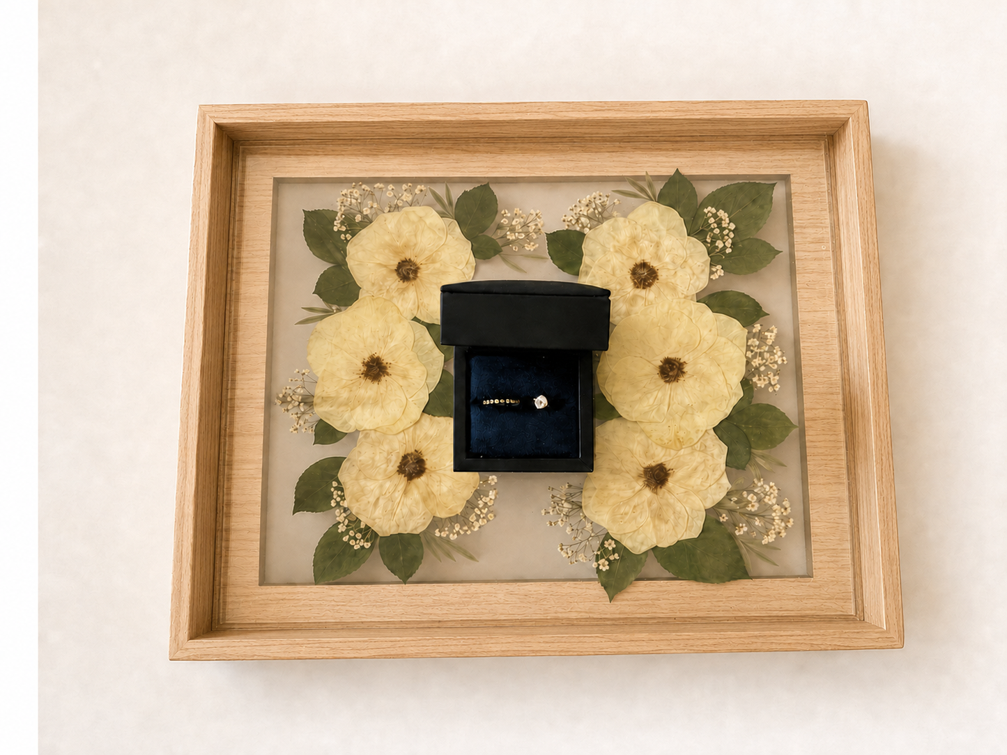 Floret Proposal Rings Tray
