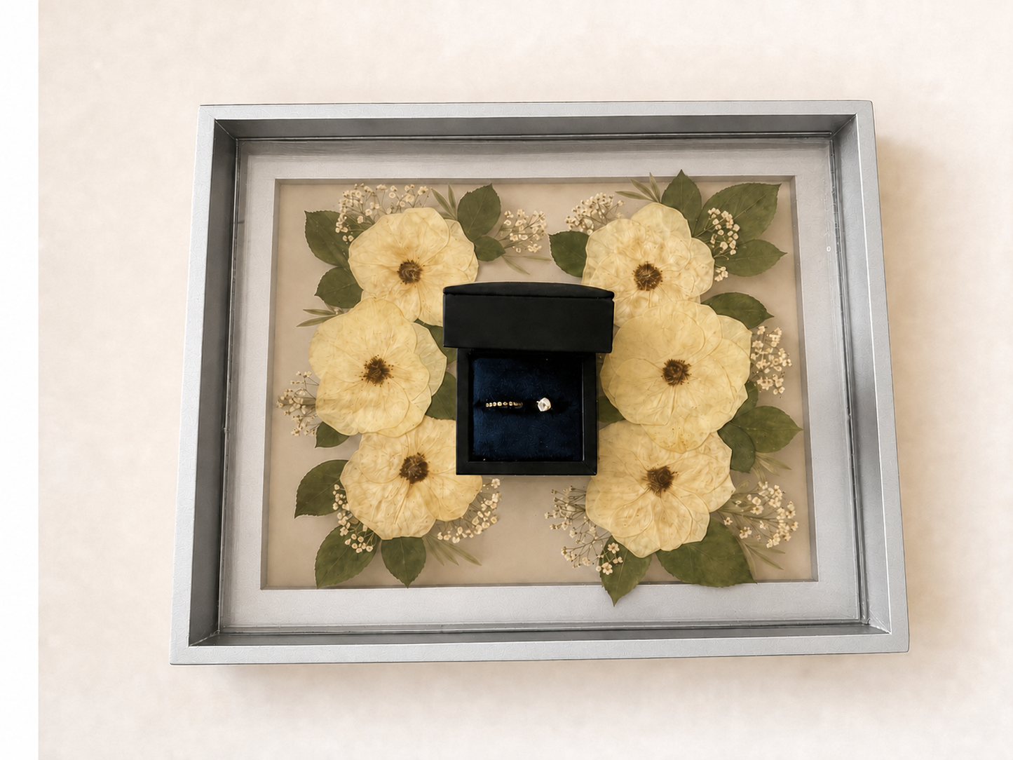 Floret Proposal Rings Tray