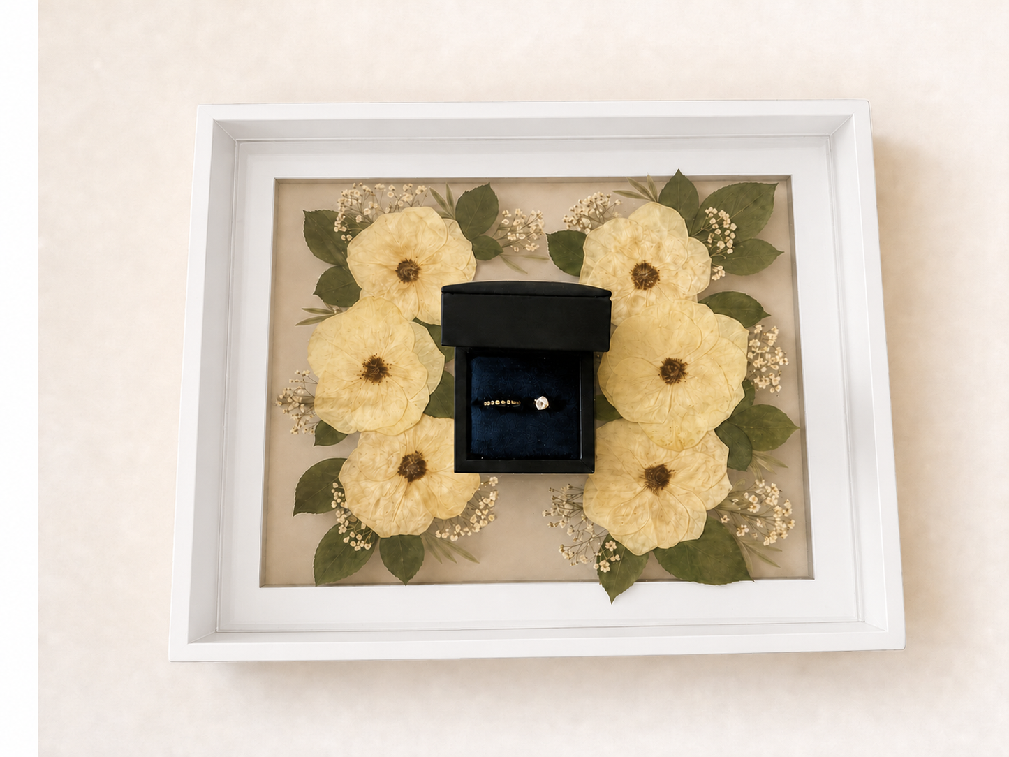Floret Proposal Rings Tray